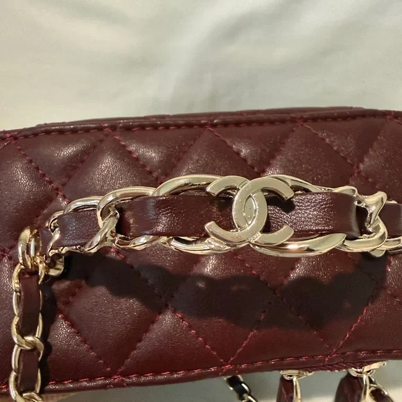 Dark Burgundy Leather Vanity Crossbody Bag - Picture 4 of 8